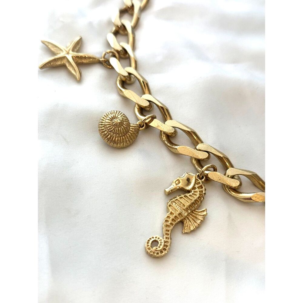 CHRISTIAN DIOR Necklace Seashell Shell Starfish Seahorse Chunky Gold Tone - Picture 13 of 15